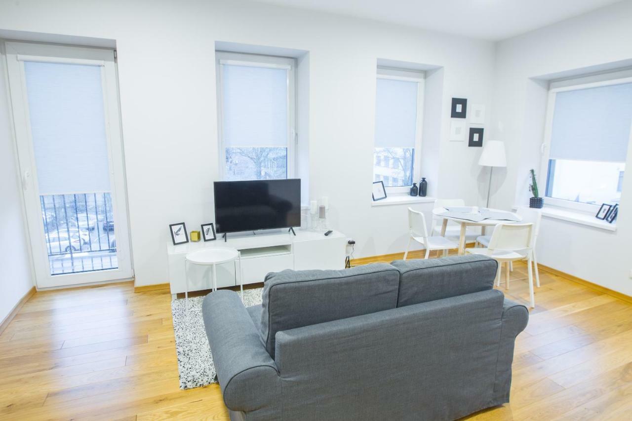Bright 1Bd Apartment In Old Town By Hostlovers Kaunas Eksteriør bilde